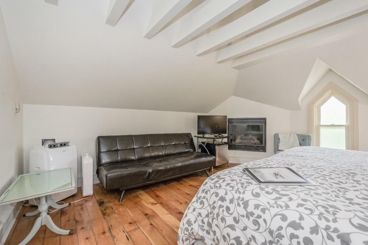 St Andrew Suites Fergus Exteriér fotografie