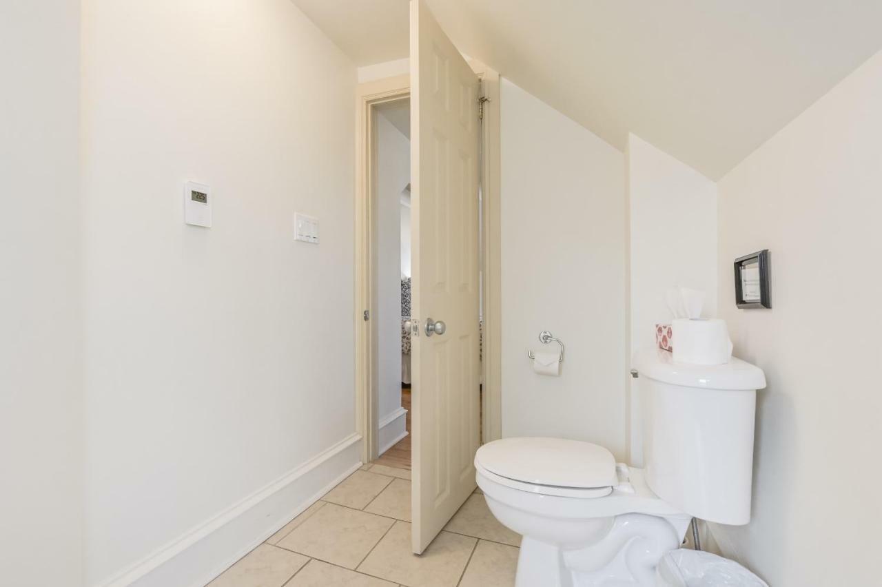 St Andrew Suites Fergus Exteriér fotografie