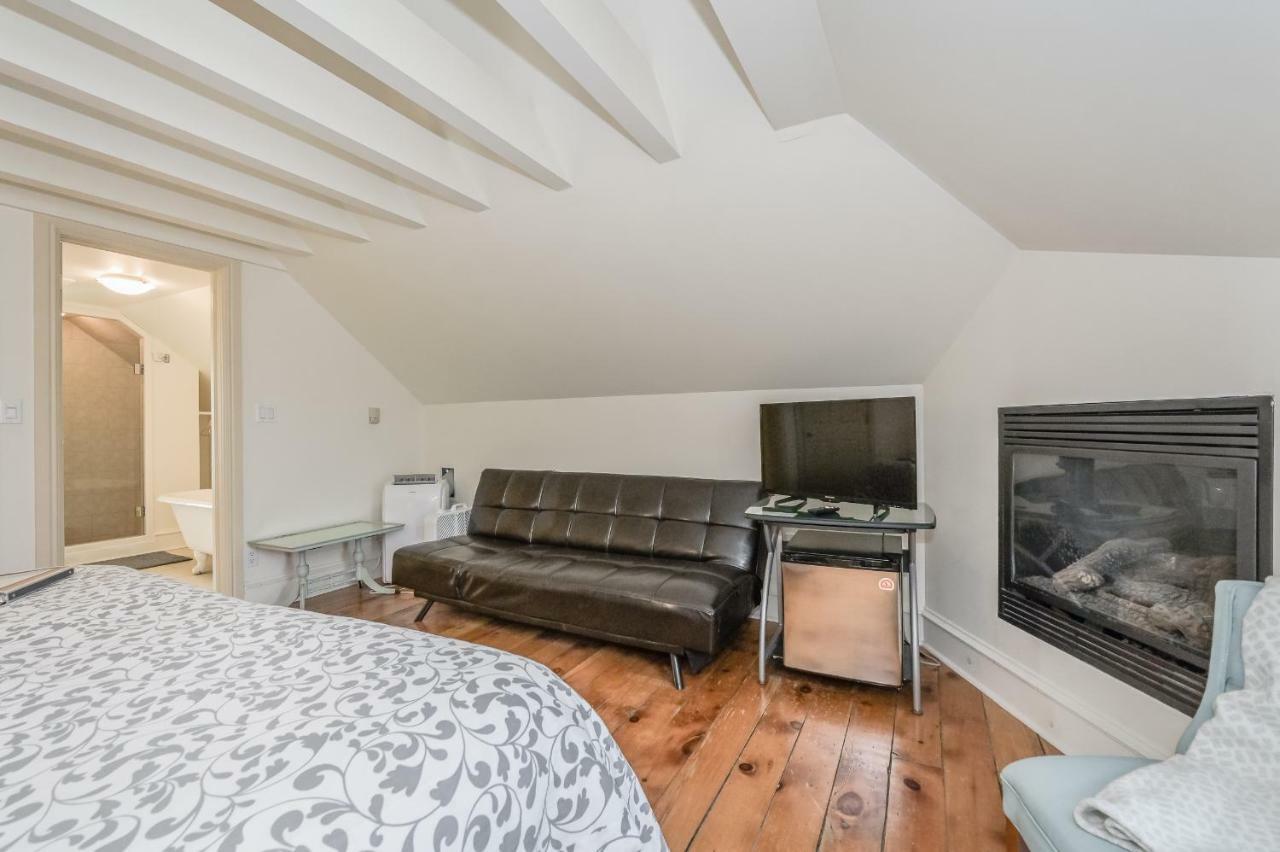 St Andrew Suites Fergus Exteriér fotografie